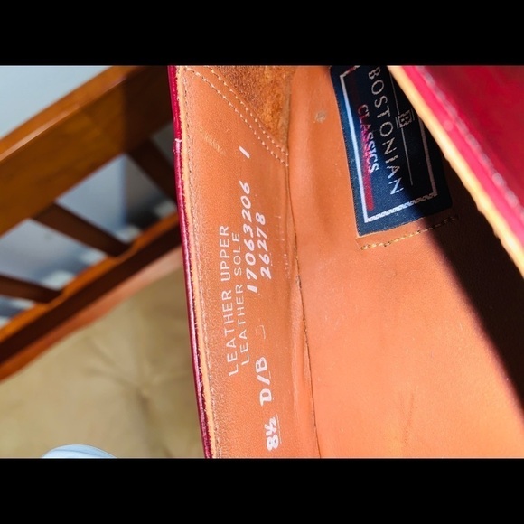 Bostonian Wing Tip Tasseled Brogue Loafers. - Picture 8 of 11